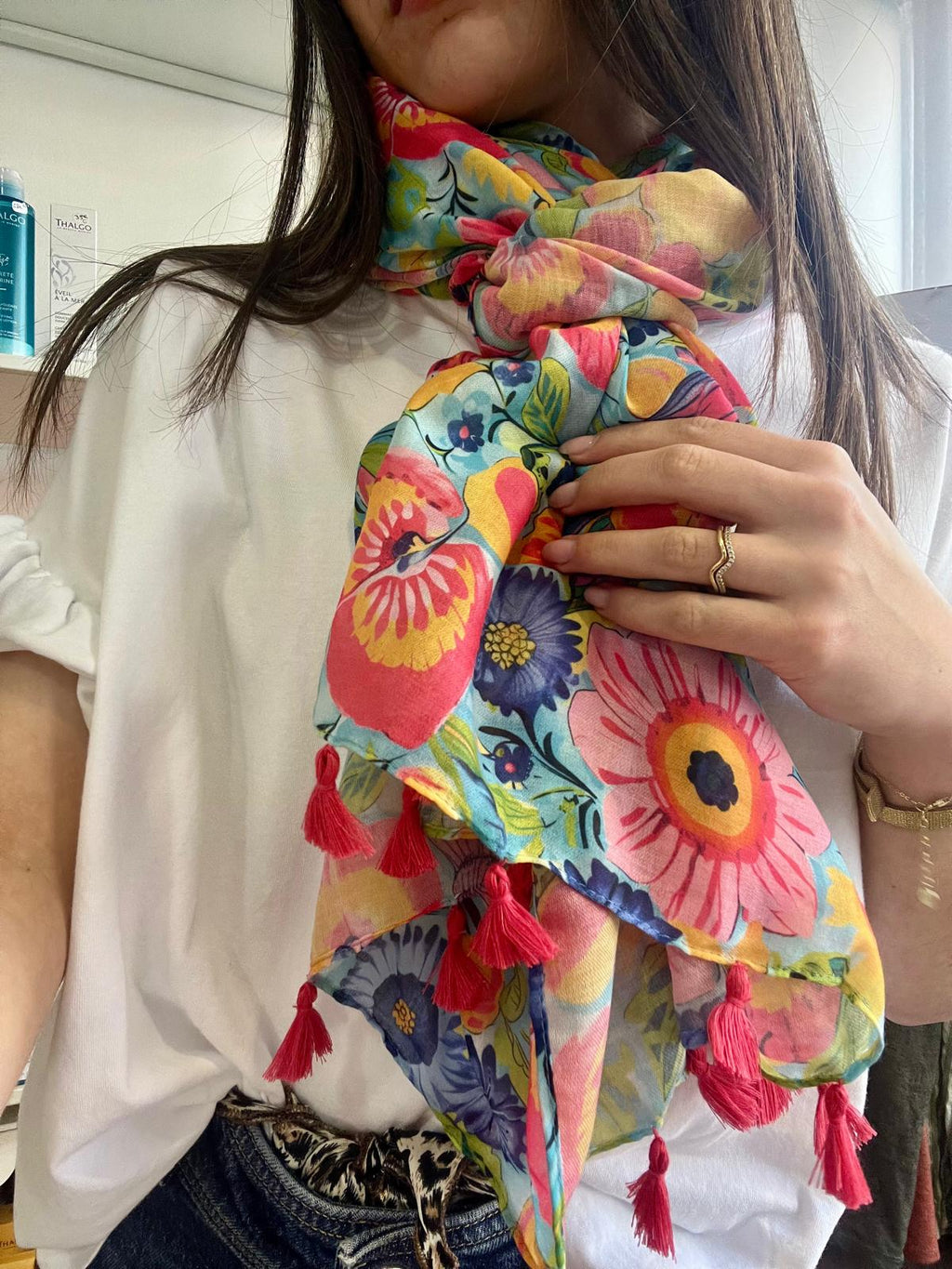 Foulard à fleurs