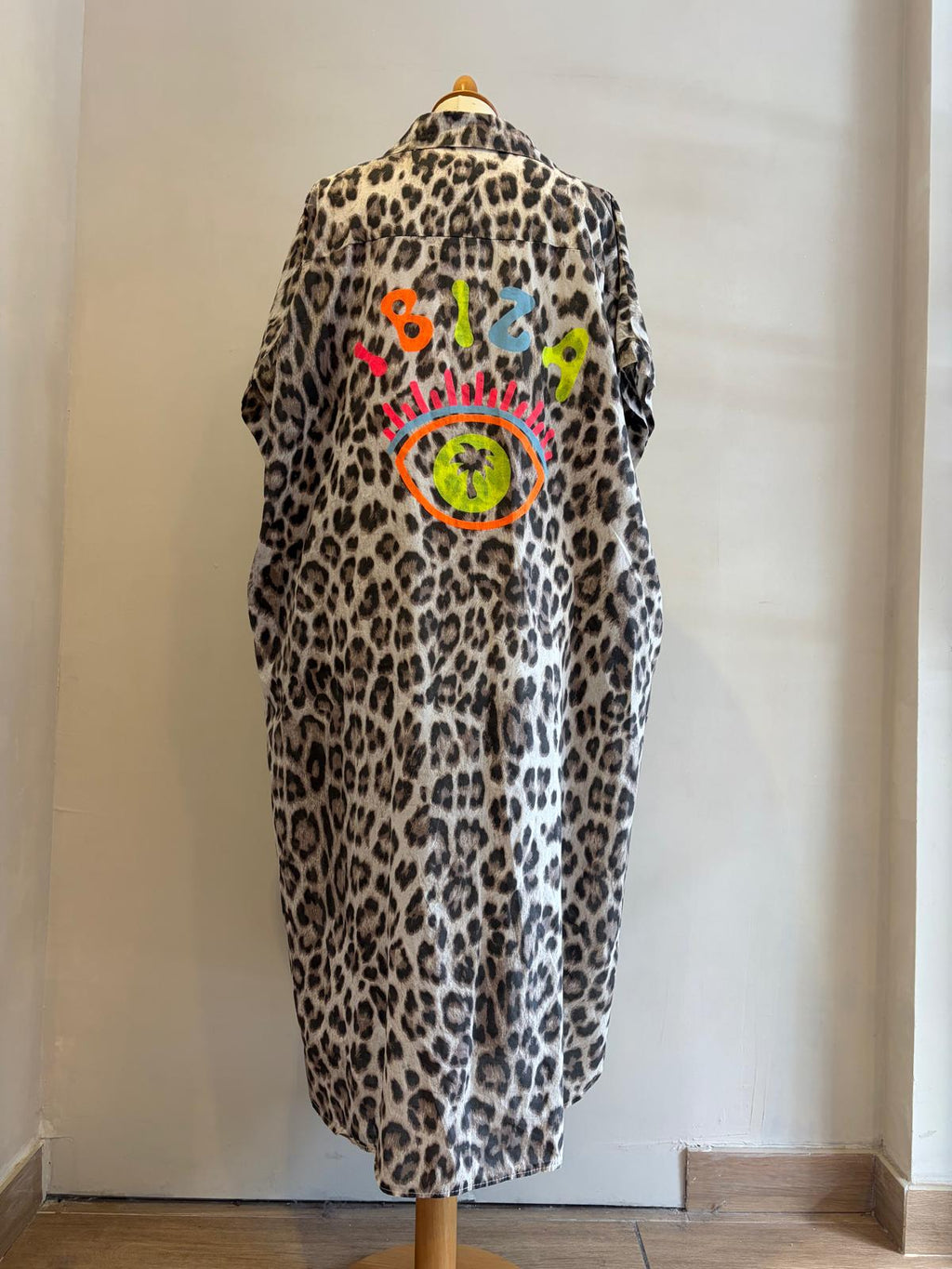 Robe ibiza grise